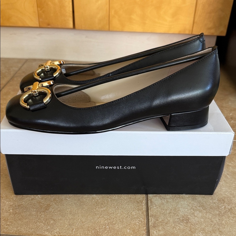Nine West Black Heels with Gold Horse Bit Buckle Detail - Picture 4 of 5